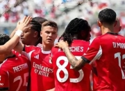 爱游戏体育-羽毛球大师赛焦点战：雪域迅豹队翻盘祁连巨龙队，外线火力全开。团队防守值得称道的简单介绍