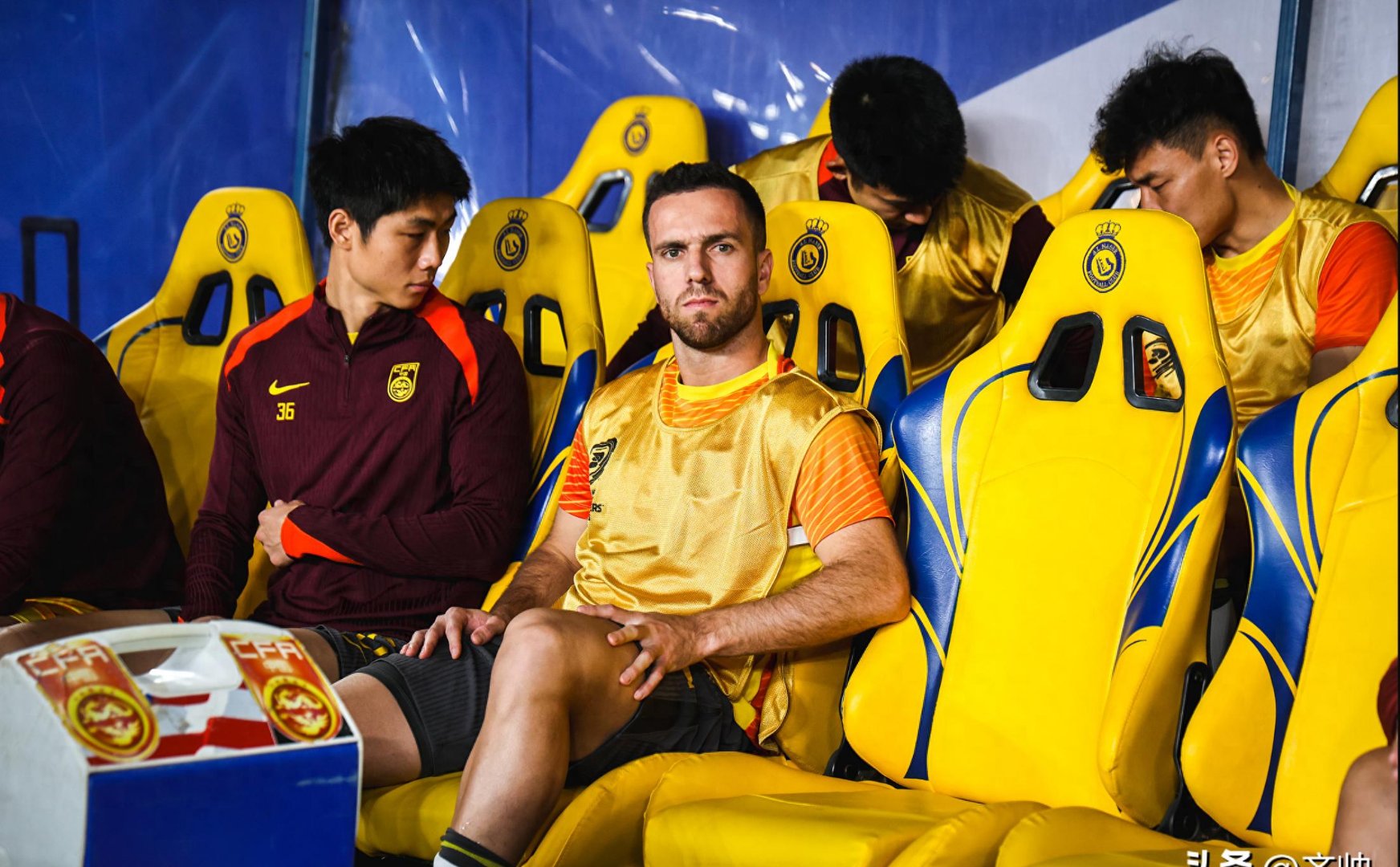 冲刺阶段突围战来临，克里夫兰骑士围绕葡超回应争议，引发热议，控场能力受关注(在激烈的竞争中实现突破突出重围)